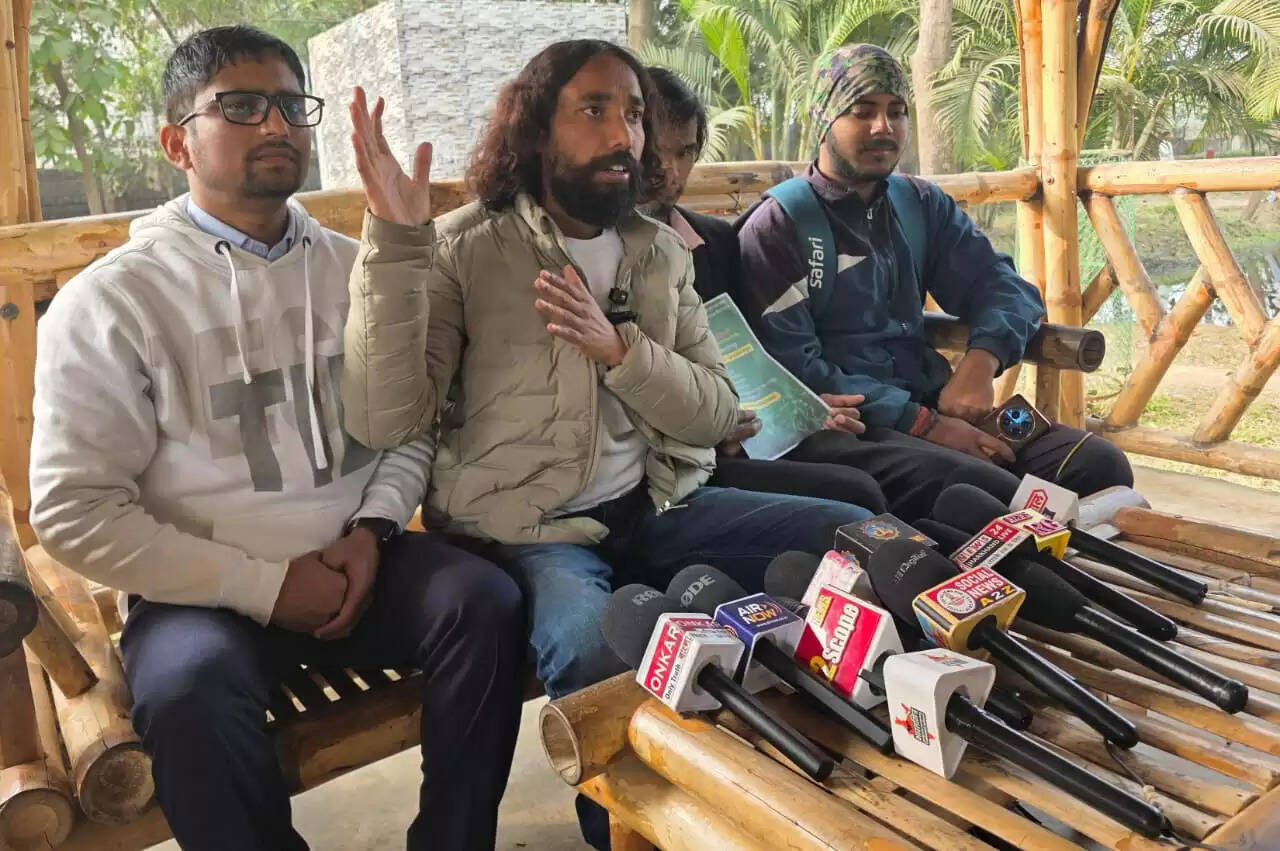 मंत्री और वि‍धायक सत्‍ता का ले रहे आनंद, छात्रवृति के लिए भटक रहे छात्र : देवेन्‍द्रनाथ