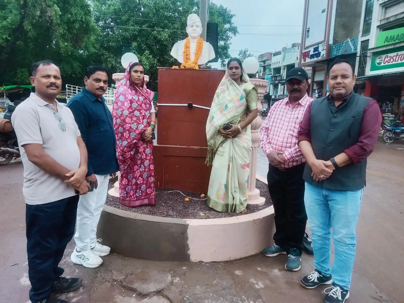 नेताजी सुभाष चंद्र बोस की पुण्यतिथि पर भाजपा शहर मंडल ने किया उनकी प्रतिमा पर माल्यार्पण