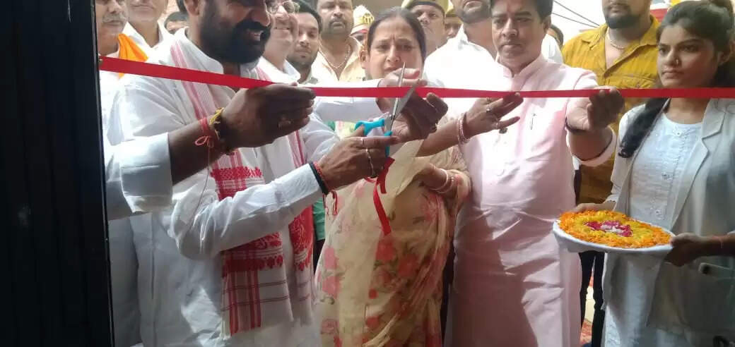 दयाशंकर मिश्र ने बलिया में आयुष विंग चिकित्सालय का किया लोकार्पण