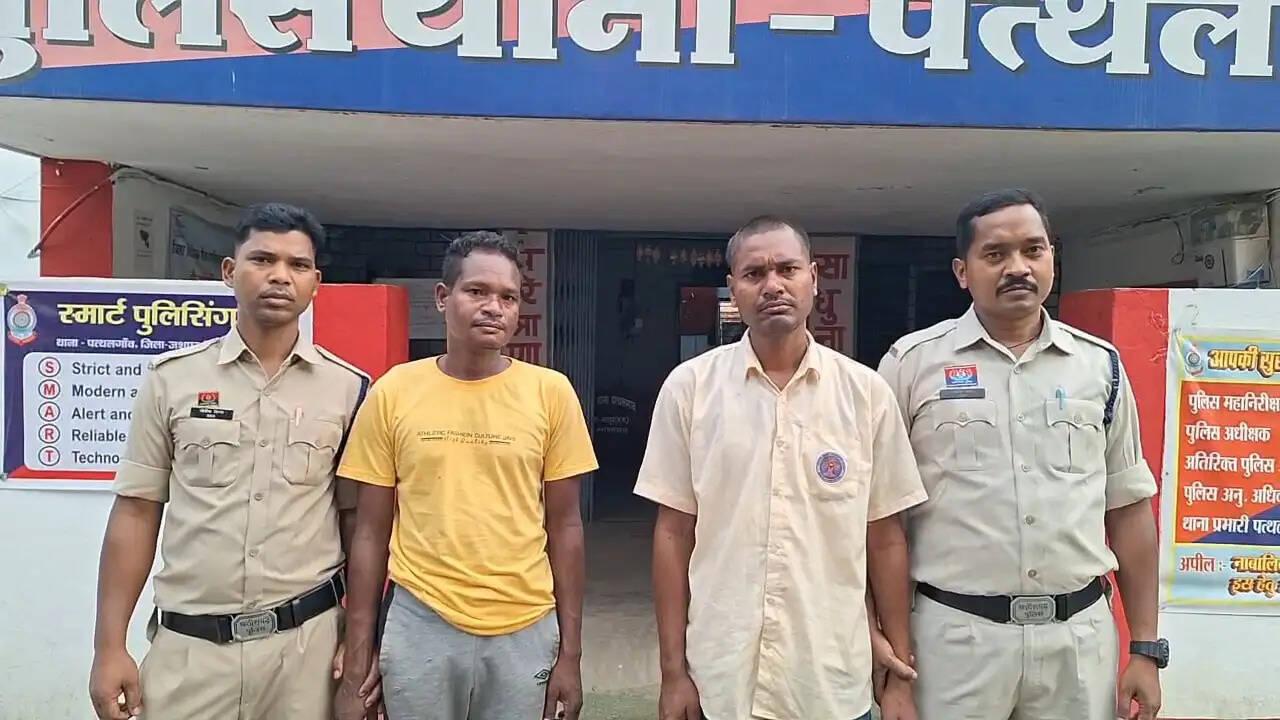 जशपुर : प्रेम प्रसंग के चलते युवक की पत्थर से कुचलकर हत्या, सगे भाई सहित तीन गिरफ्तार