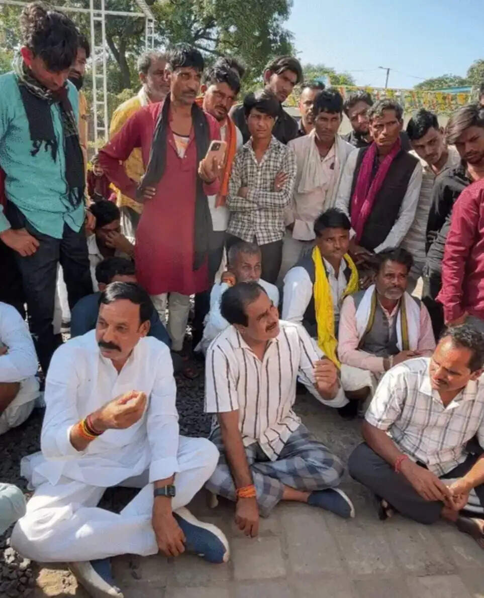 राजगढ़ः प्रसव के कुछ घंटे बाद 19 वर्षीय प्रसूता की मौत, परिजनों का अस्पताल में हंगामा