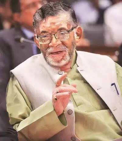 संतोष गंगवार को राज्यपाल बनाने पर बरेली में खुशी व हर्ष का माहौल