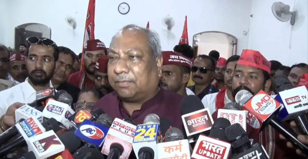बयानबाजी, पोस्टरबाजी और ट्वीट के जरिए लोगों का ध्यान आकर्षित करने की कोशिश में विपक्ष : डॉ. संजय निषाद