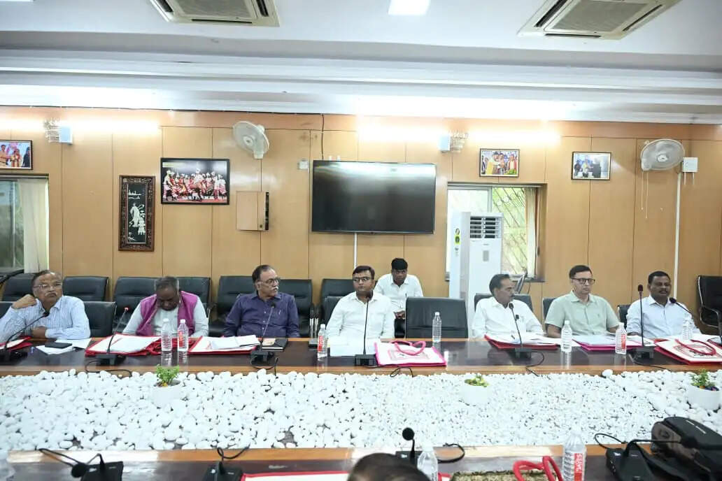 कई अल्ट्रासाउंड क्लीनिकों पर पर सेवा देने वाले चिकित्सकों के खिलाफ होगी कार्रवाई