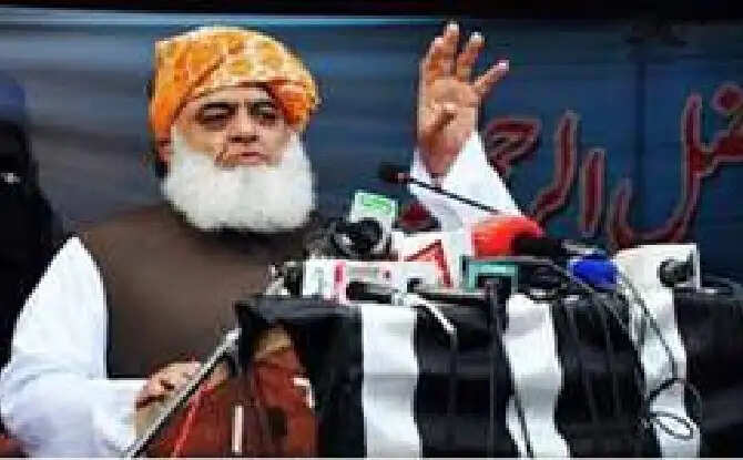 जमीयत नेता मौलाना फजलुर ने कहा-भारत की चेतावनी को गंभीरता से लेती हुकूमत तो यह नौबत नहीं आती