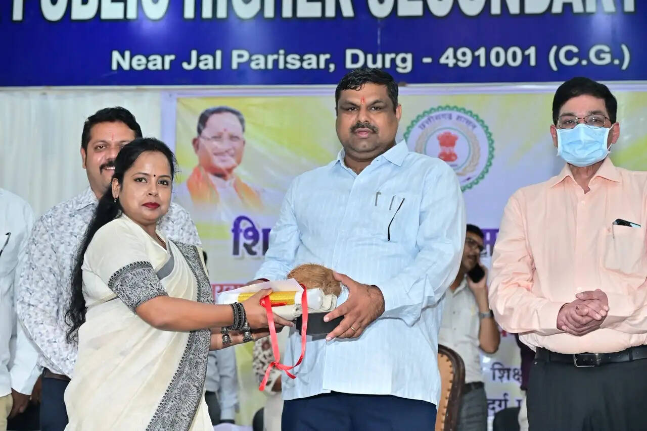 शिक्षकों का समर्पण प्रदेश की शिक्षा व्यवस्था को बना रहा सशक्त : शिक्षा मंत्री&nbsp;यादव