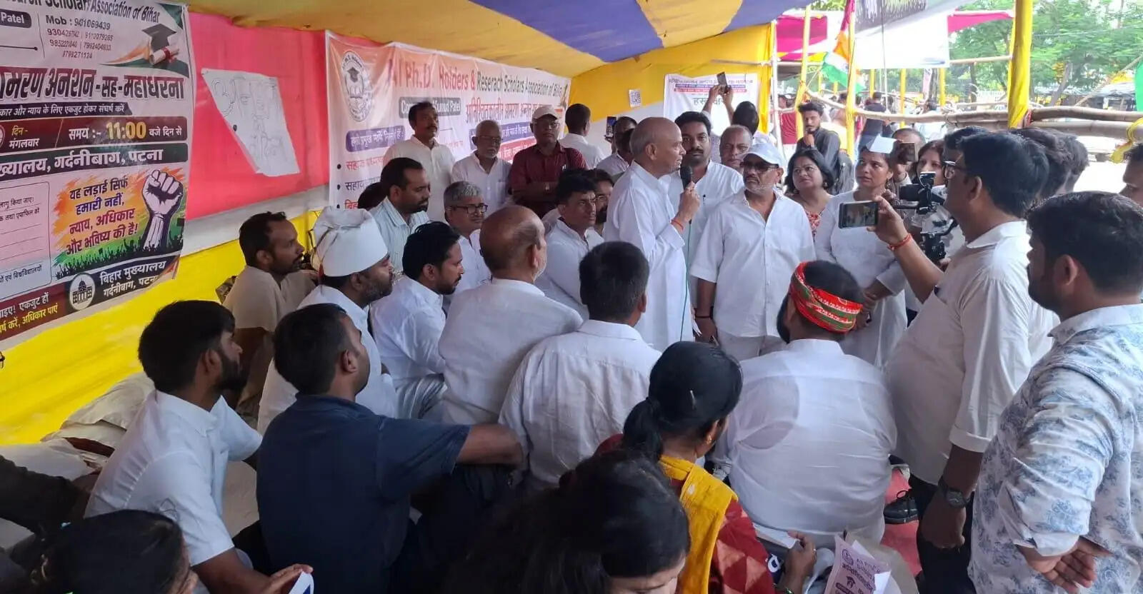 सरकार धरनारत पीएचडी अभ्यर्थियों की मांगों पर करें पहल: राजेश राम
