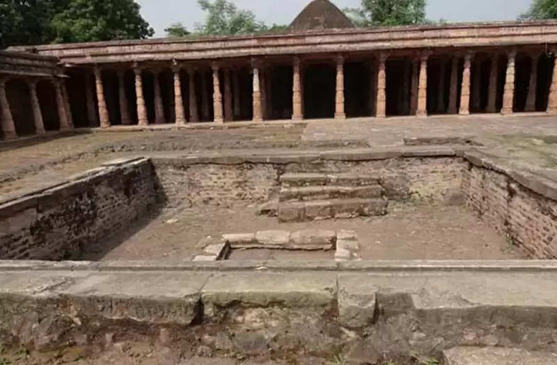 धारः ऐतिहासिक भोजशाला में 49वें दिन भी जारी रहा एएसआई का सर्वे