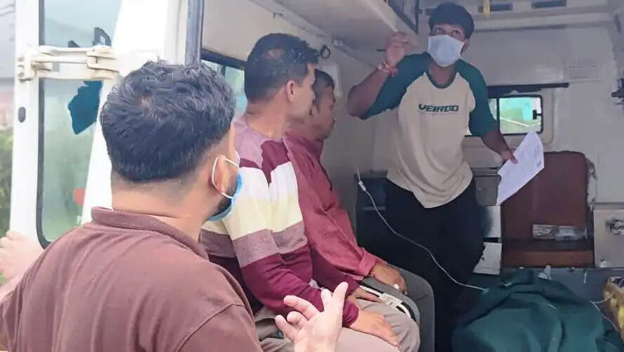 भालू के हमले में एक महिला की मौत, एक गंभीर घायल