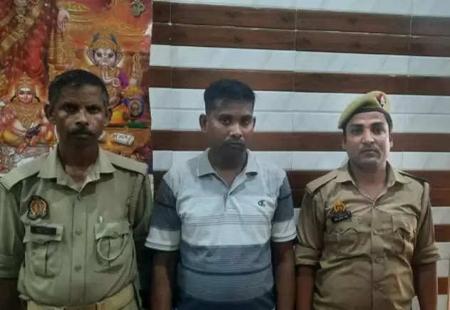 पुलिस भर्ती परीक्षा के दौरान दो छात्रों को पुलिस ने किया गिरफ्तार