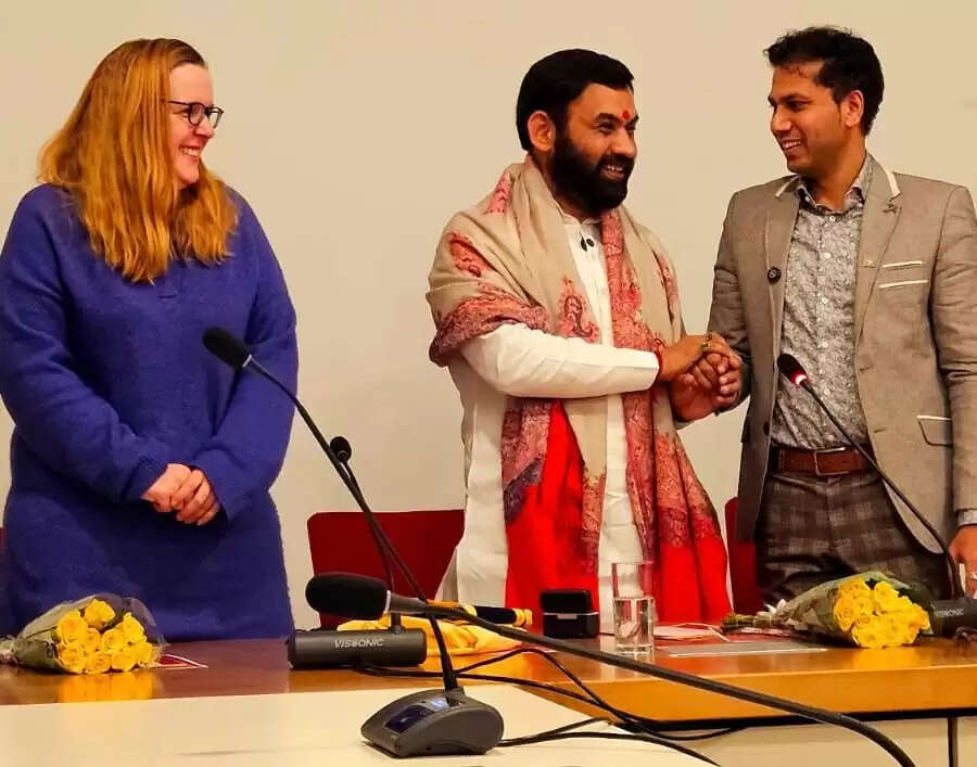 गंगा सभा के महामंत्री ने मां गंगा की महिमा को लेकर दिया व्याख्यान