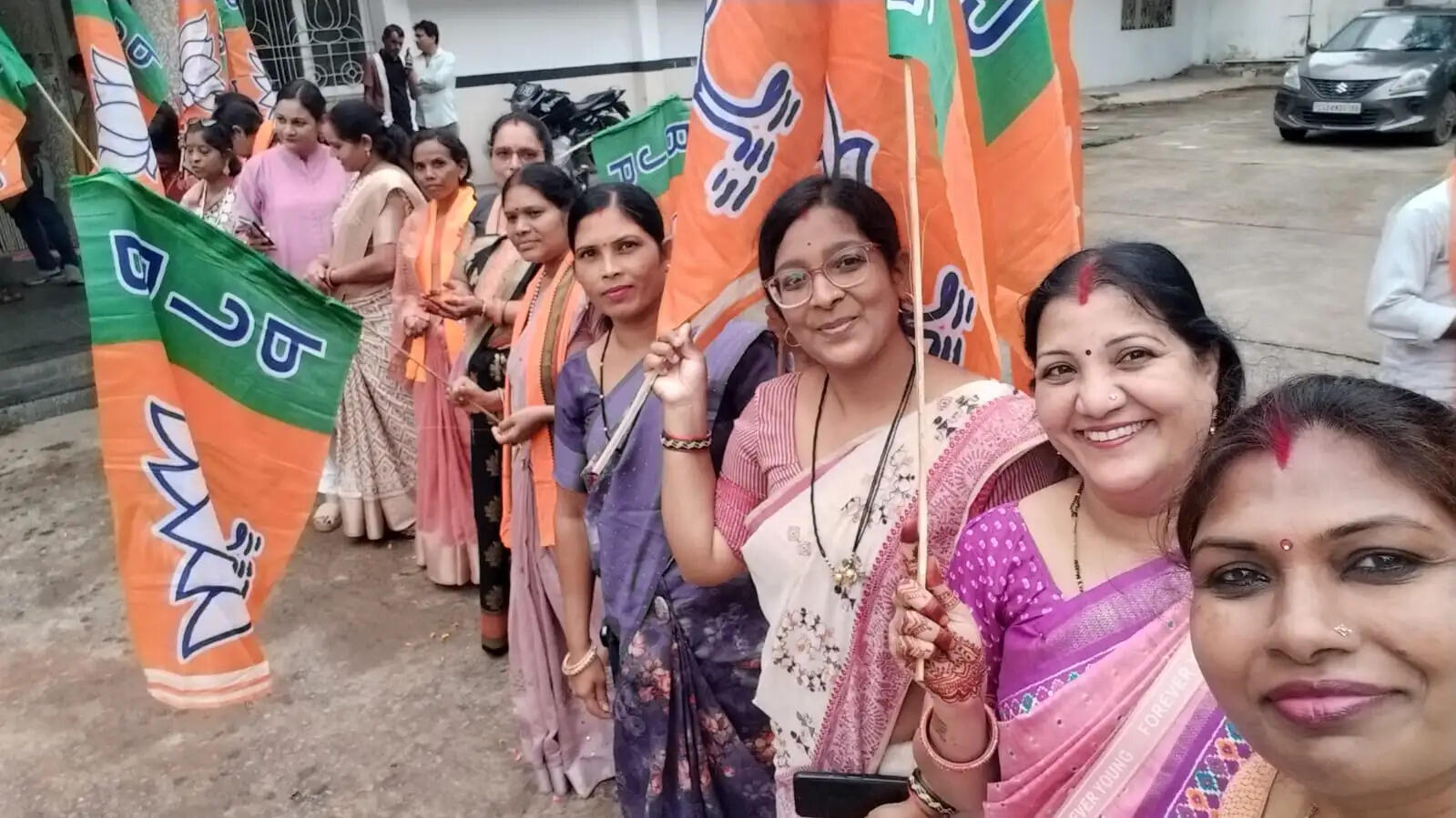 राष्ट्रीय अध्यक्ष बनने के बाद प्रथम छग आगमन पर रूपकुमारी चौधरी का हुआ स्वागत