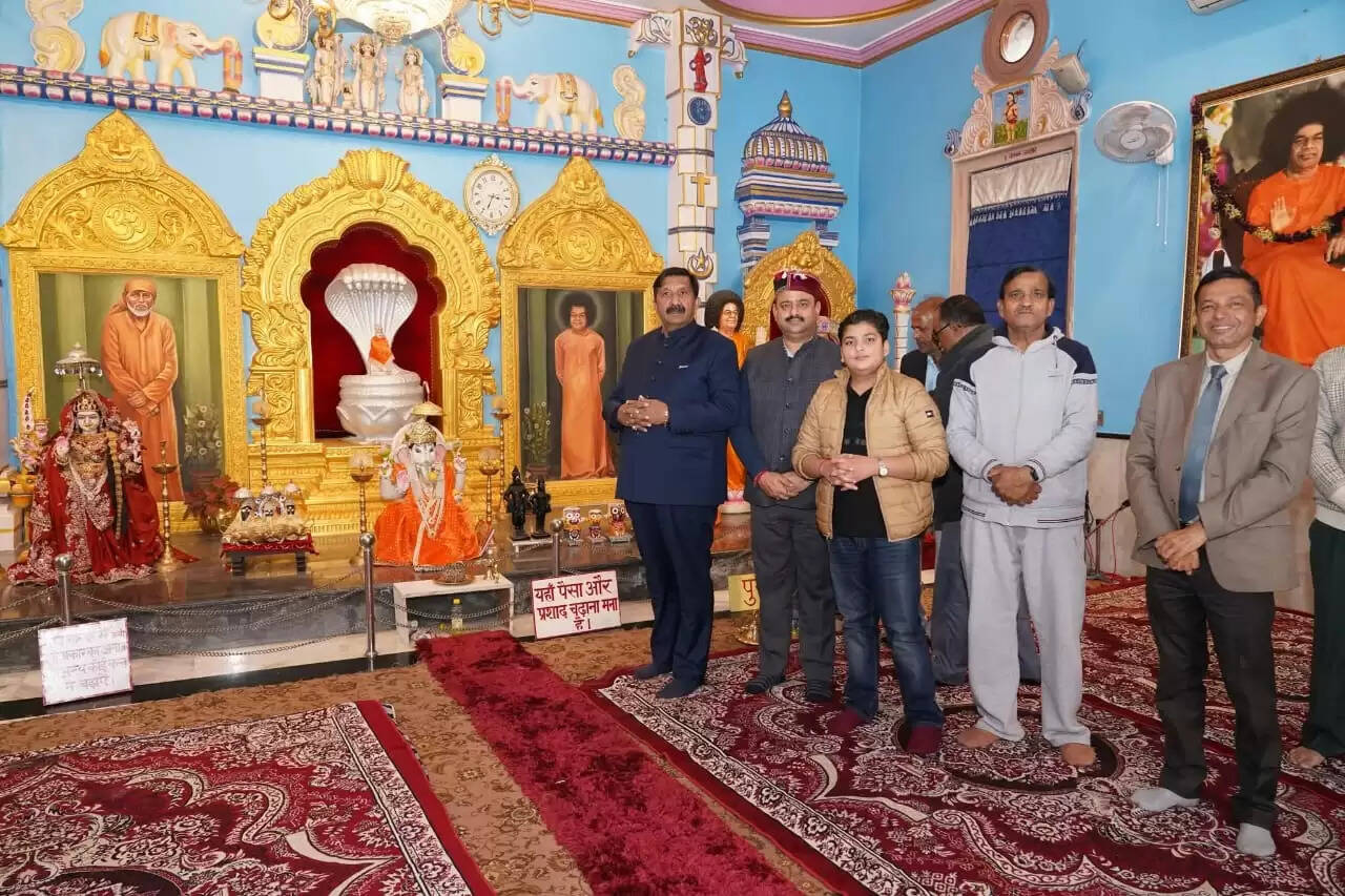उप मुख्यमंत्री ने लंज स्थित साईं मंदिर में किए दर्शन