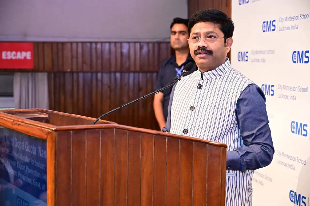 व्यक्तित्व निर्माण और राष्ट्र निर्माण का आधार है शिक्षा : नन्दी