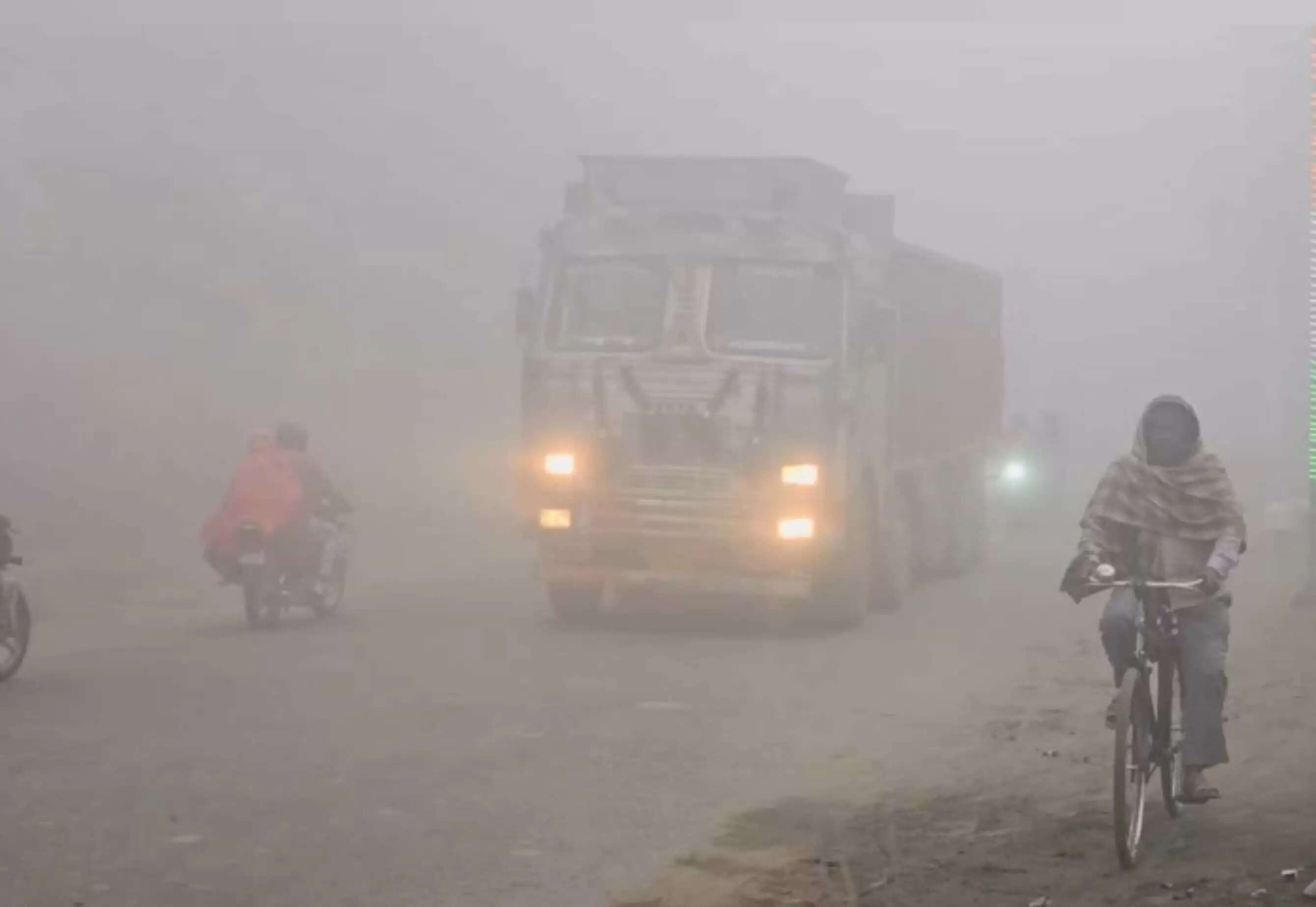 शीतलहर का कहर बढ़ा, जिला आपदा प्रबंधन की अपील-सतर्क रहें, सुरक्षित रहें