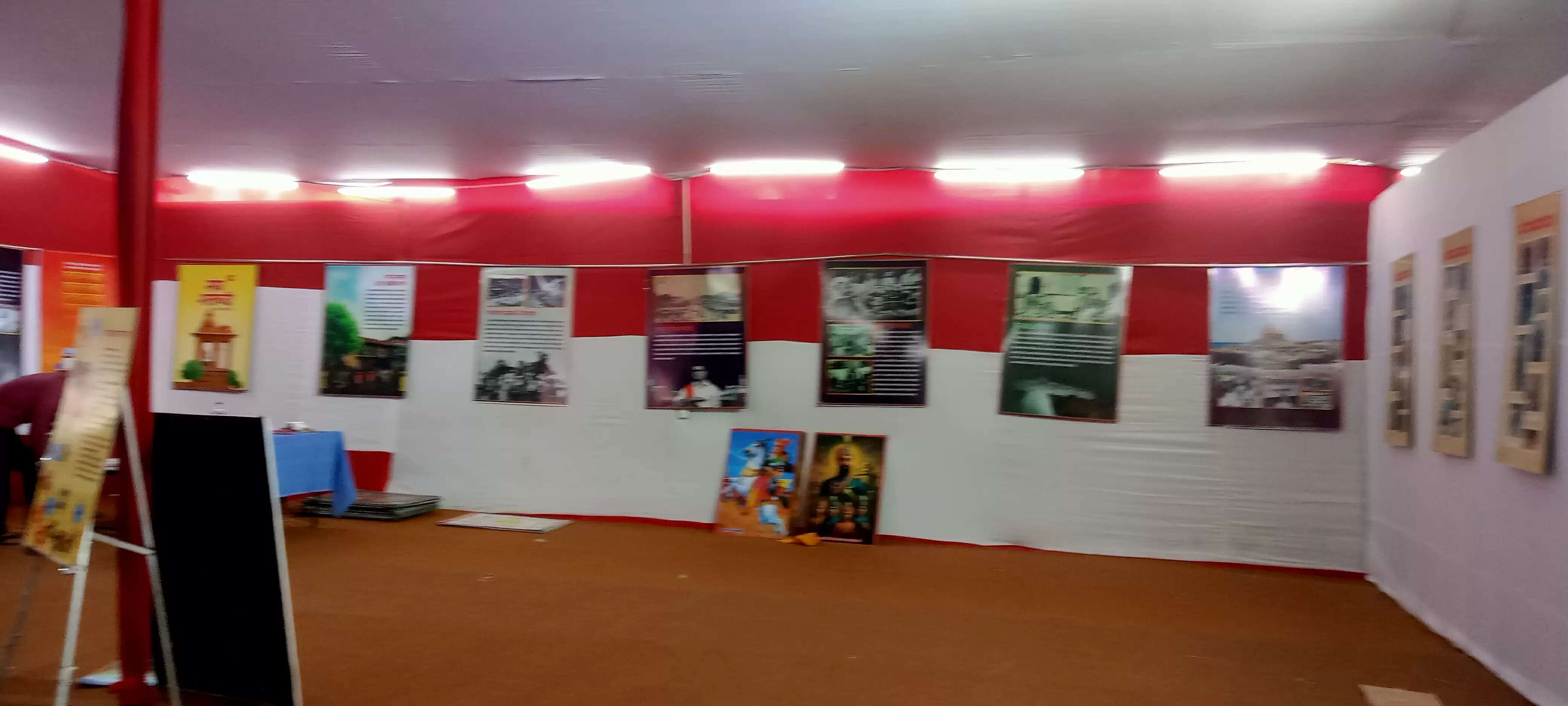 माघ मेला में संघ की 100 वर्ष की यात्रा को लेकर लगाई गई प्रदर्शनी बनी आकर्षण का केंद्र