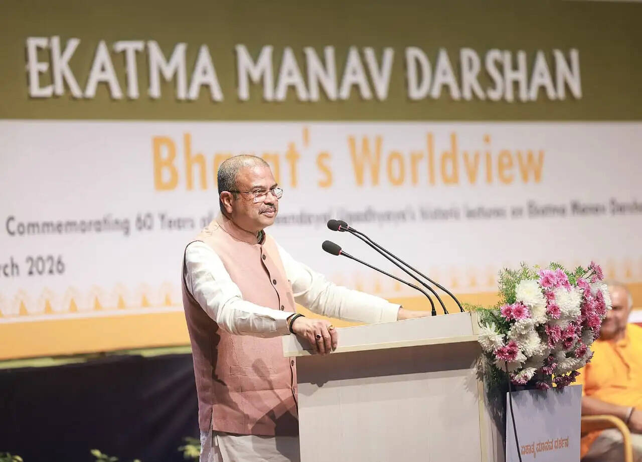 भारतीय विचारधारा निरंतर ज्ञान प्रवाह, मातृभाषा में शिक्षा आवश्यक : धर्मेंद्र प्रधान