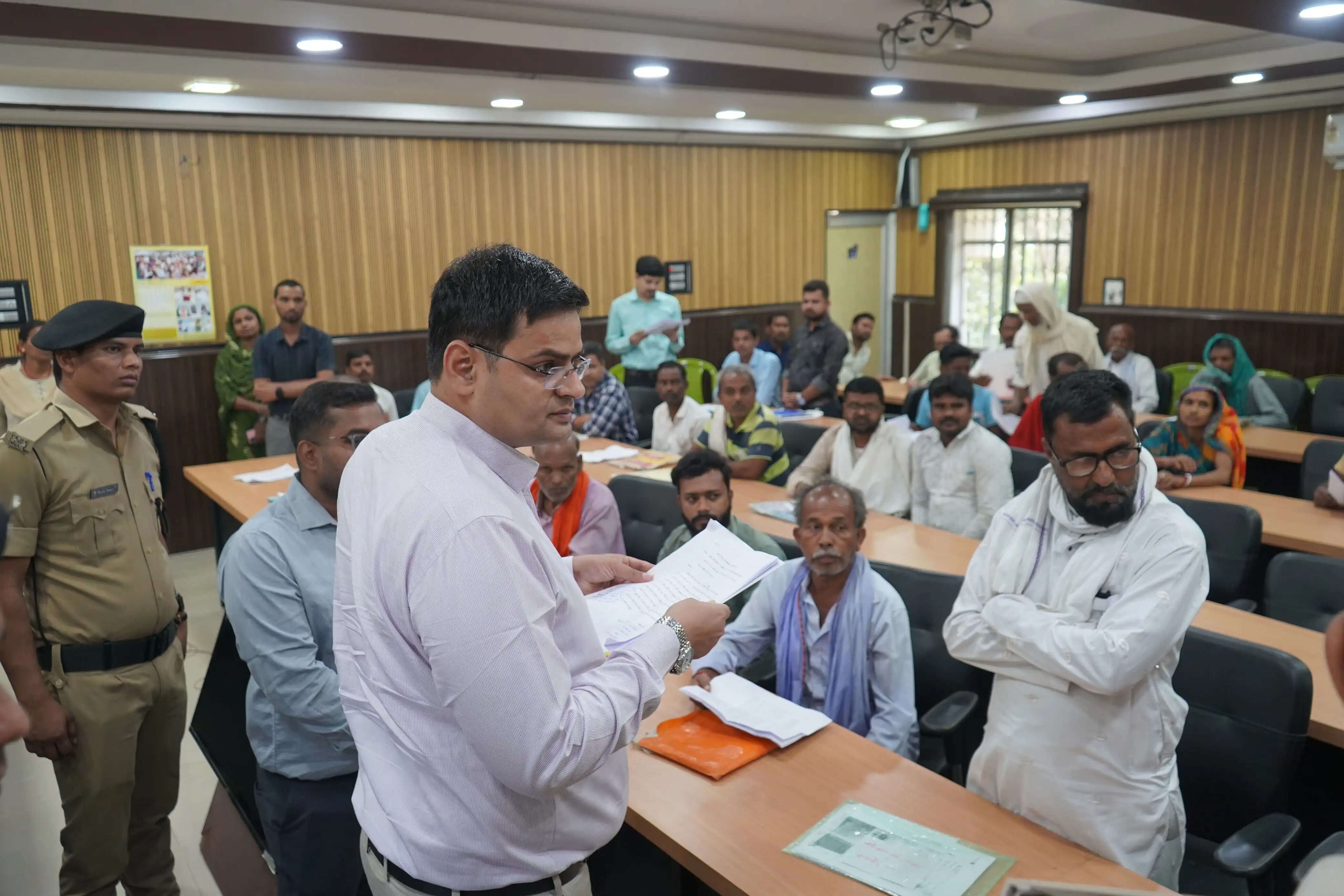 जनता दरबार में 38 फरियादियों की सुनी गई फरियाद