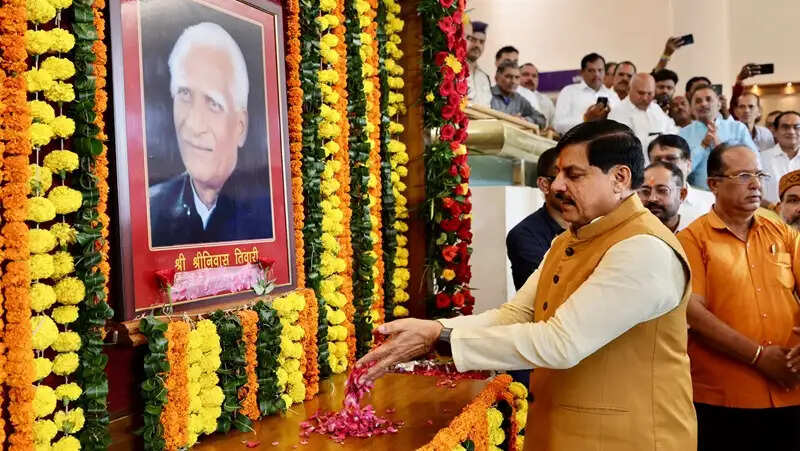 श्रीयुत श्रीनिवास तिवारी के विधानसभा संचालन संबंधी अनेक प्रसंग आज भी प्रेरणादायी : मुख्यमंत्री डॉ. यादव