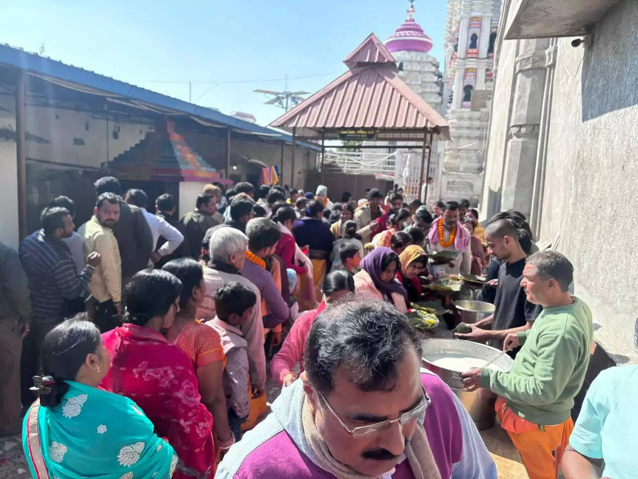 मकर संक्रांति पर महाप्रभु जगन्नाथ को लगा तिल, चूड़ा और दही का भोग