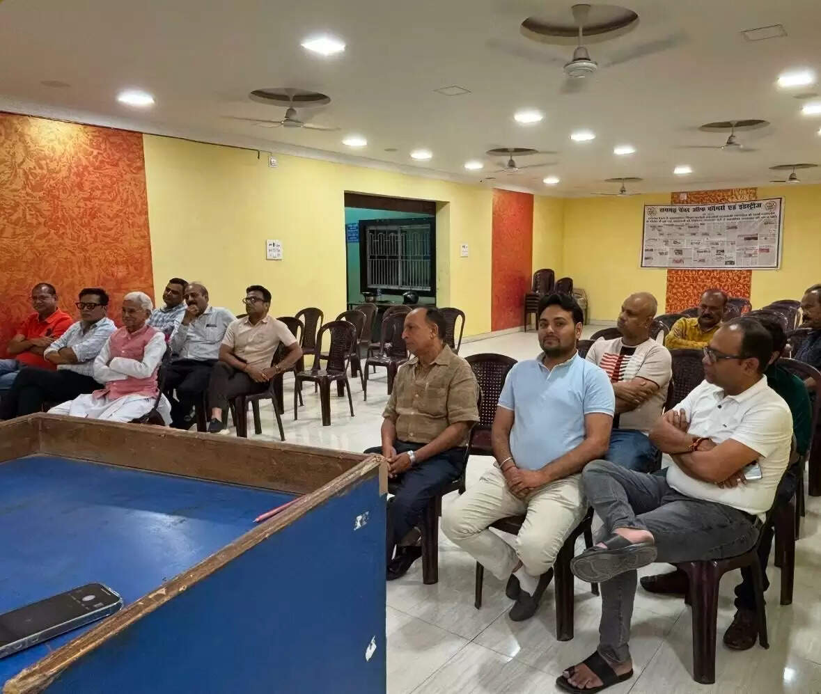 व्यापारियों की समस्या दूर करने के लिए लगातार प्रयासरत है चेंबर : मंजीत