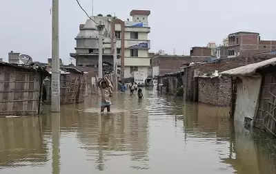 बिहार में खतरे के निशान से ऊपर बह रही नदियां, बाढ़ ने बढ़ाई परेशानी