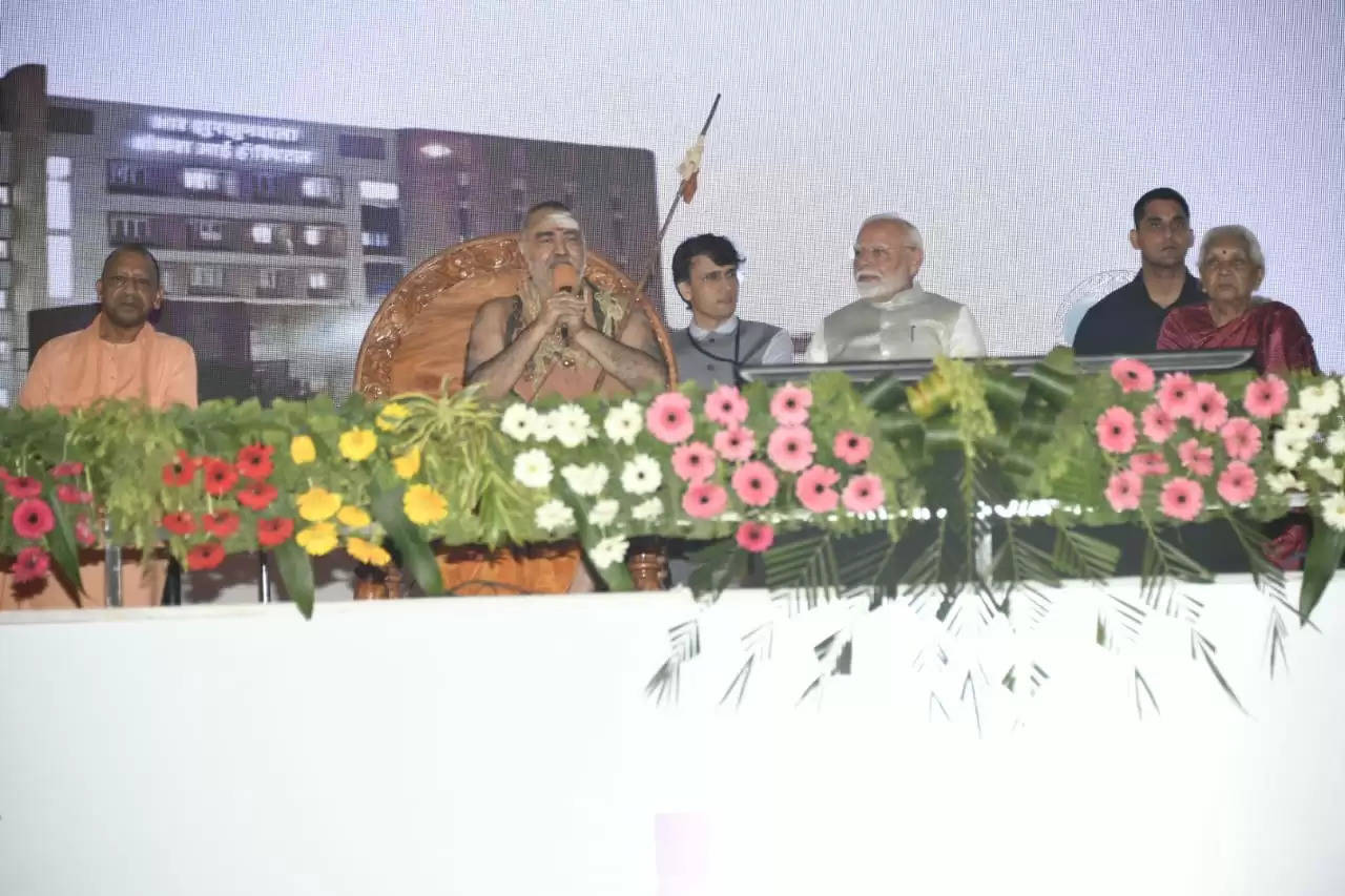 pm modi in varanasi