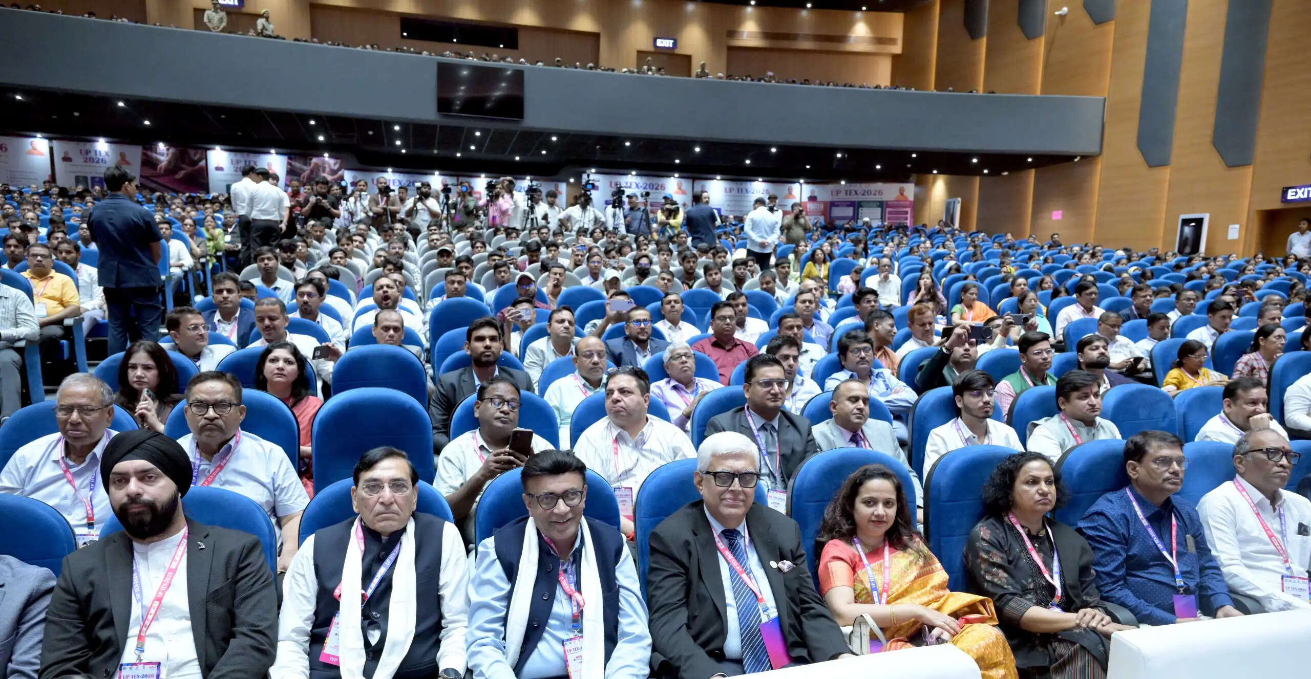 &nbsp;यूपी टेक्सटाइल कॉन्क्लेव-2026 :&nbsp;यूपी का मतलब अल्टीमेट पोटेंशियल, टेक्सटाइल सेक्टर बनेगा नई औद्योगिक ताकत: मुख्यमंत्री योगी आदित्यनाथ