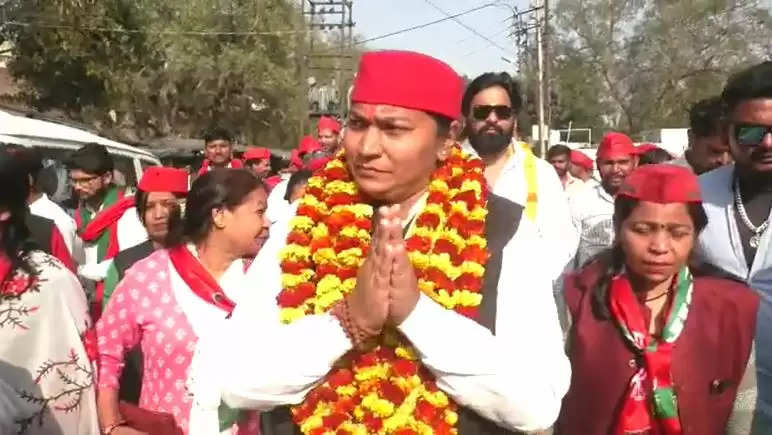 सपा प्रत्याशी पूजा यादव