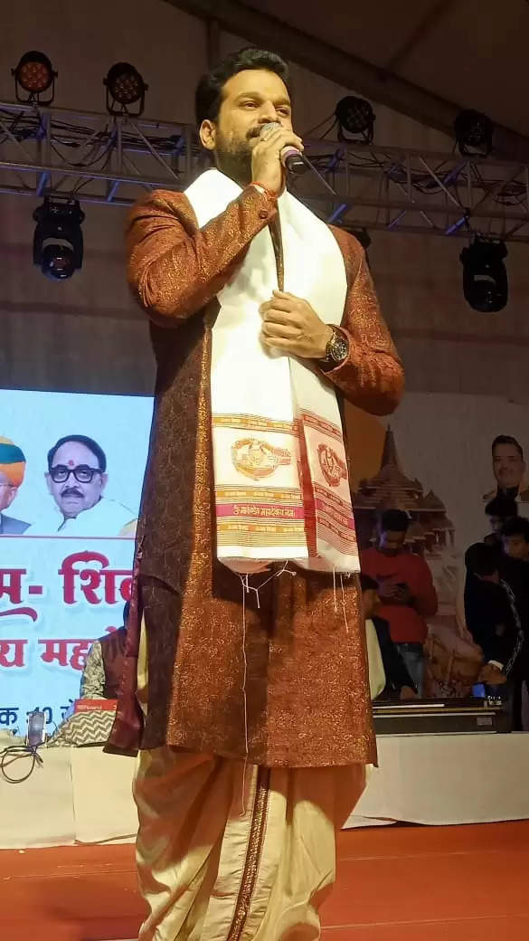 anup jalota in varanasi