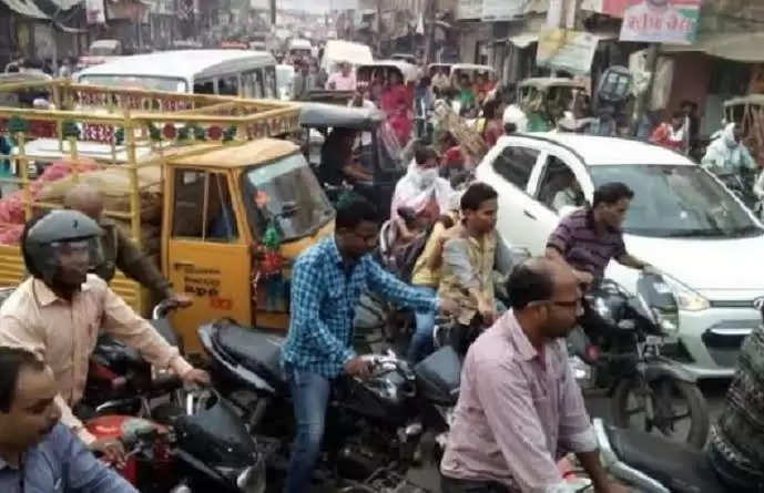 पीडीडीयू नगर में व्यावसायिक वाहनों के प्रवेश पर कल से रोक, दीपावली पर होने वाली भीड़ को देखते हुए लिया गया फैसला