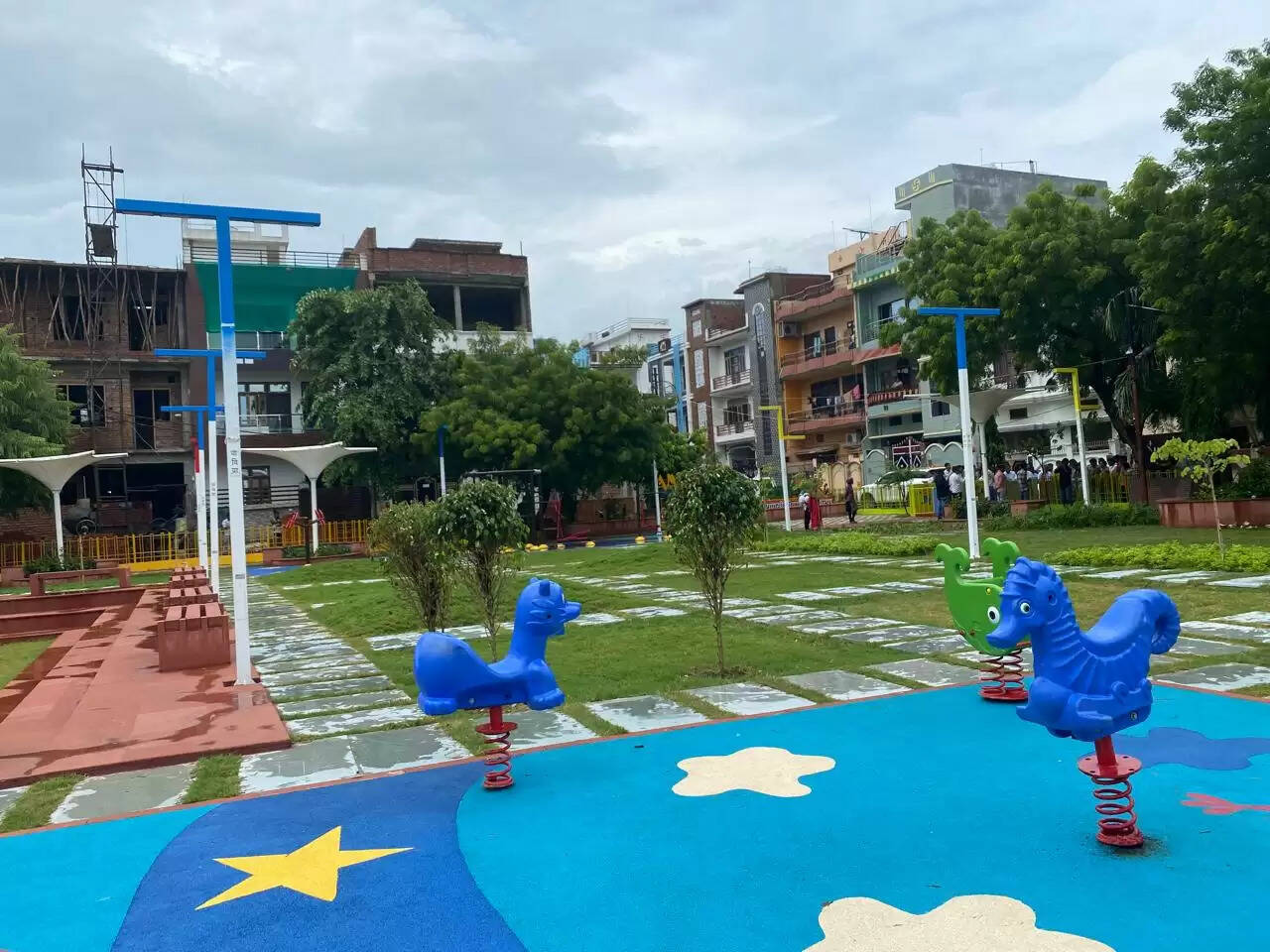 वाराणसी को मिली AM to PM पार्क की सौगात