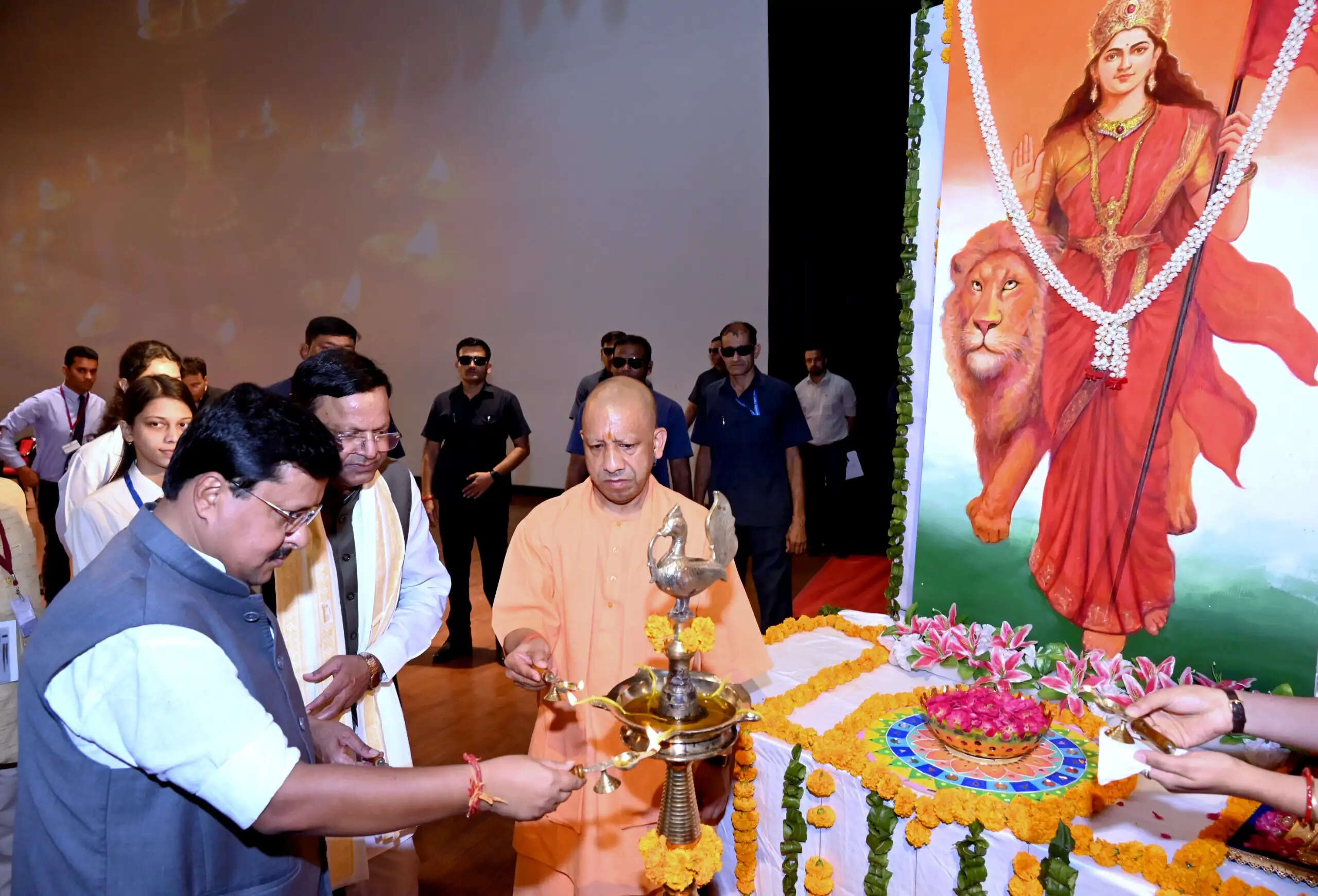 मंगलवार को फिर 2500 युवाओं को मिलेंगे नियुक्ति पत्र: सीएम योगी
