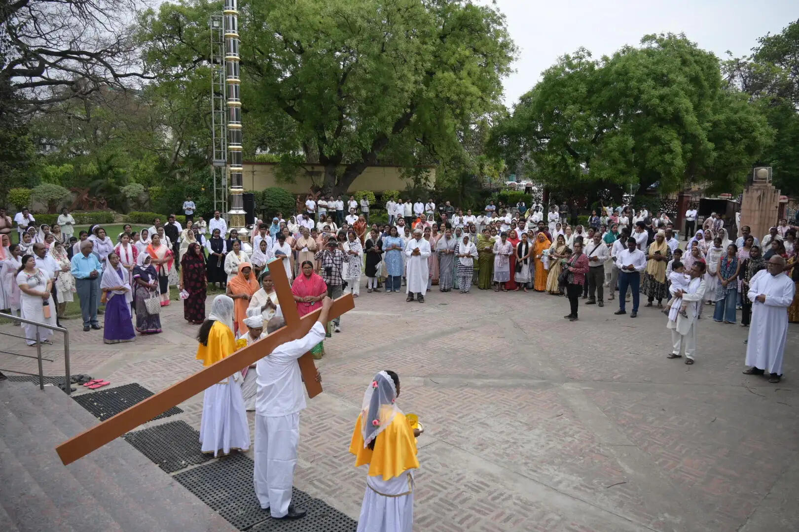 &nbsp;गुड फ्राइडे पर काशी में गूंजीं प्रार्थनाएं, यीशु मसीह के बलिदान को किया नमन