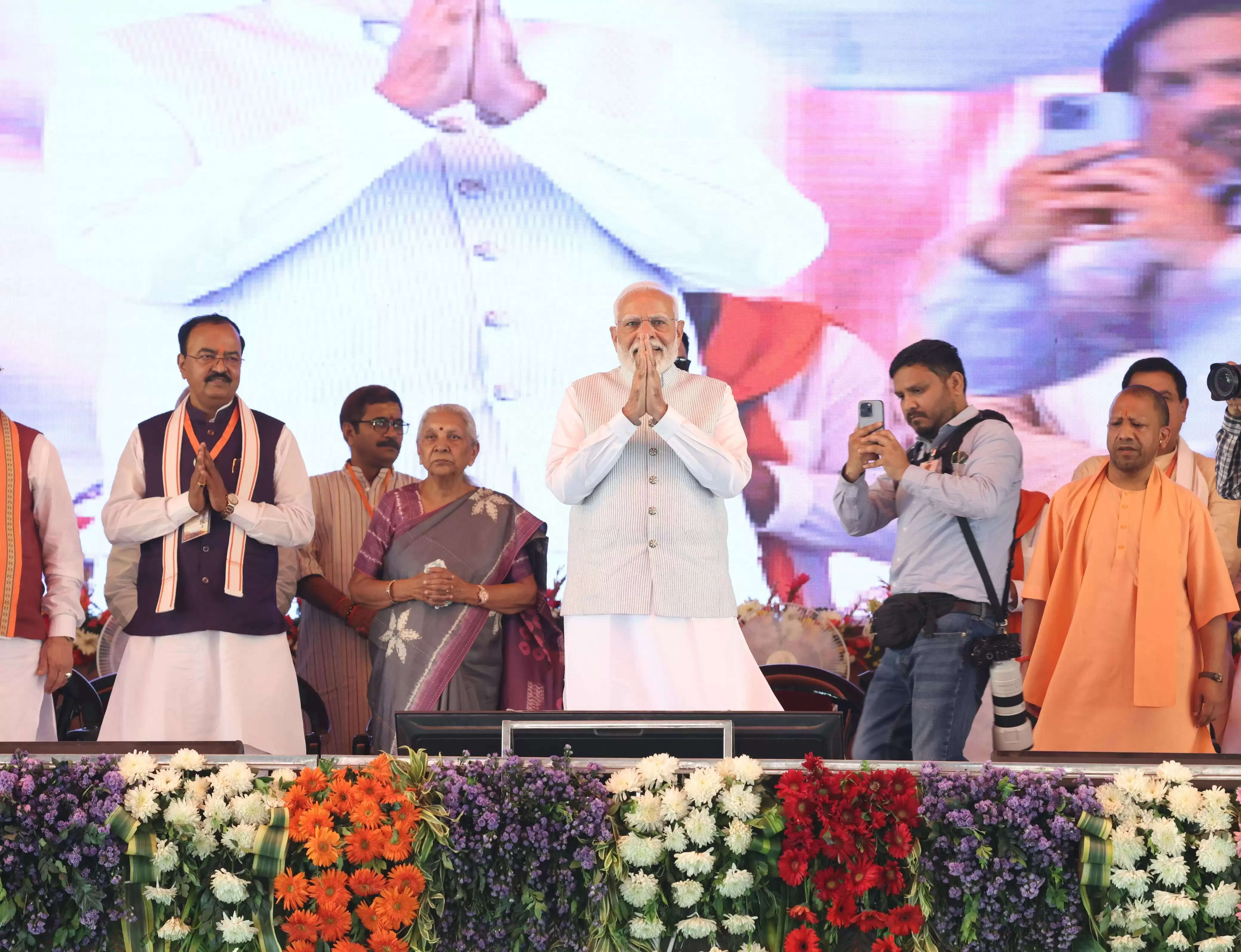 11 वर्षों में बदला काशी का कलेवर, इस नई काशी को देखने के लिए हर श्रद्धालु उतावलाः सीएम योगी