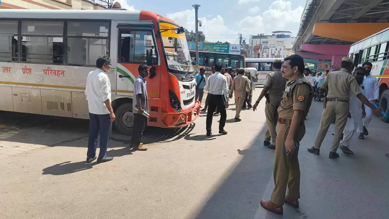 varanasi police