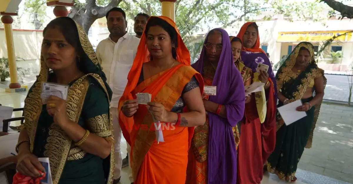 Peoples representatives voted in the local authority election Varanasi 