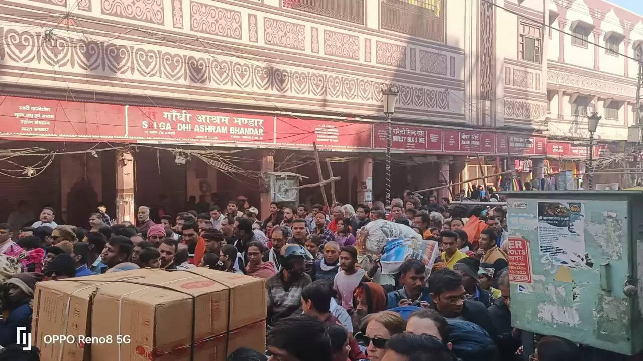 kashi crowd