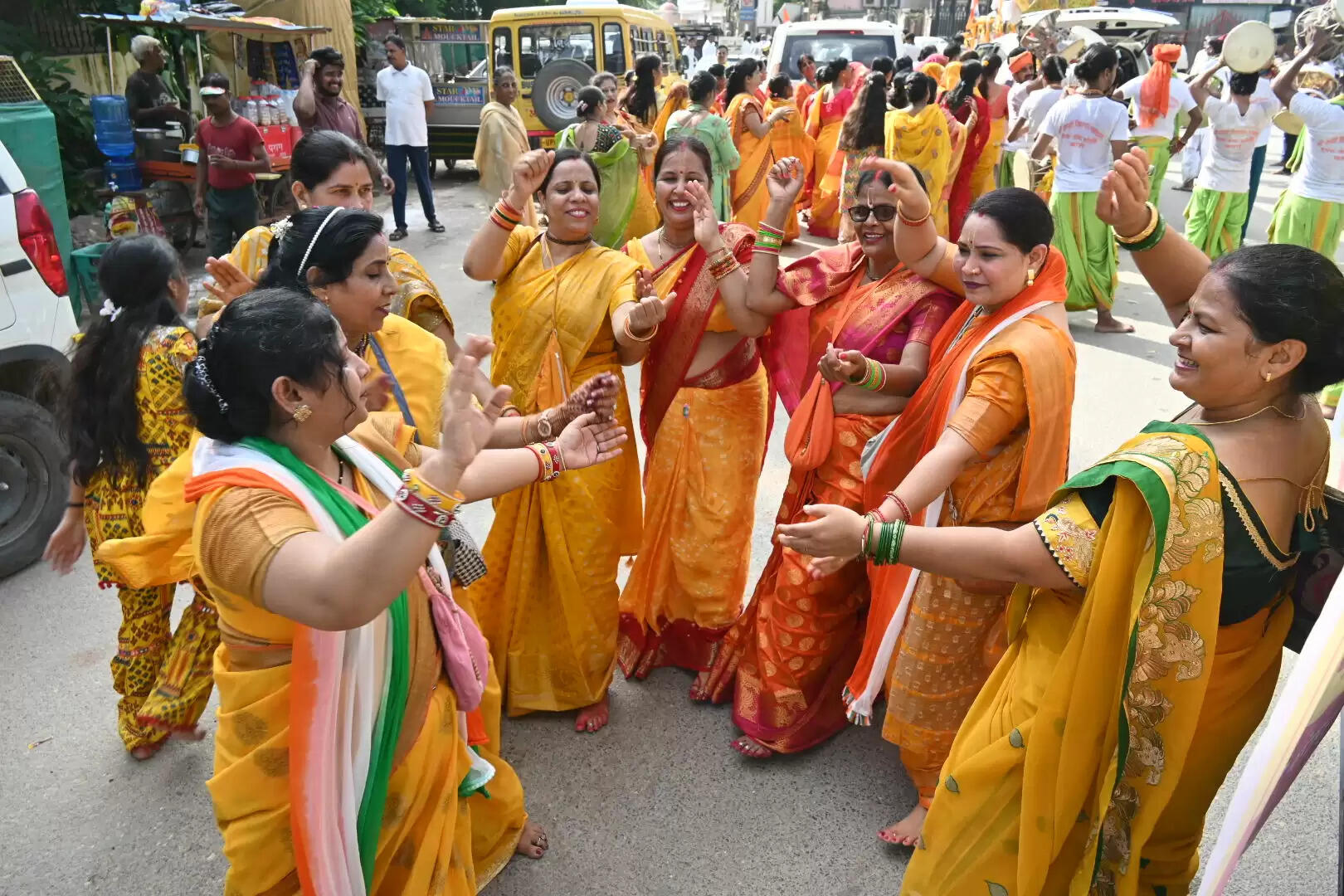 वाराणसी: लड्डू गोपाल जी की भव्य शोभायात्रा के साथ शुरू हुआ श्रीकृष्ण जन्माष्टमी महोत्सव