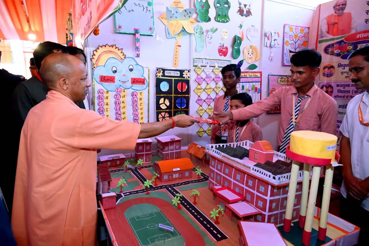 अब प्रदेश से पलायन नहीं होता, अपनी माटी में हुनर दिखा रहे कारीगर: मुख्यमंत्री