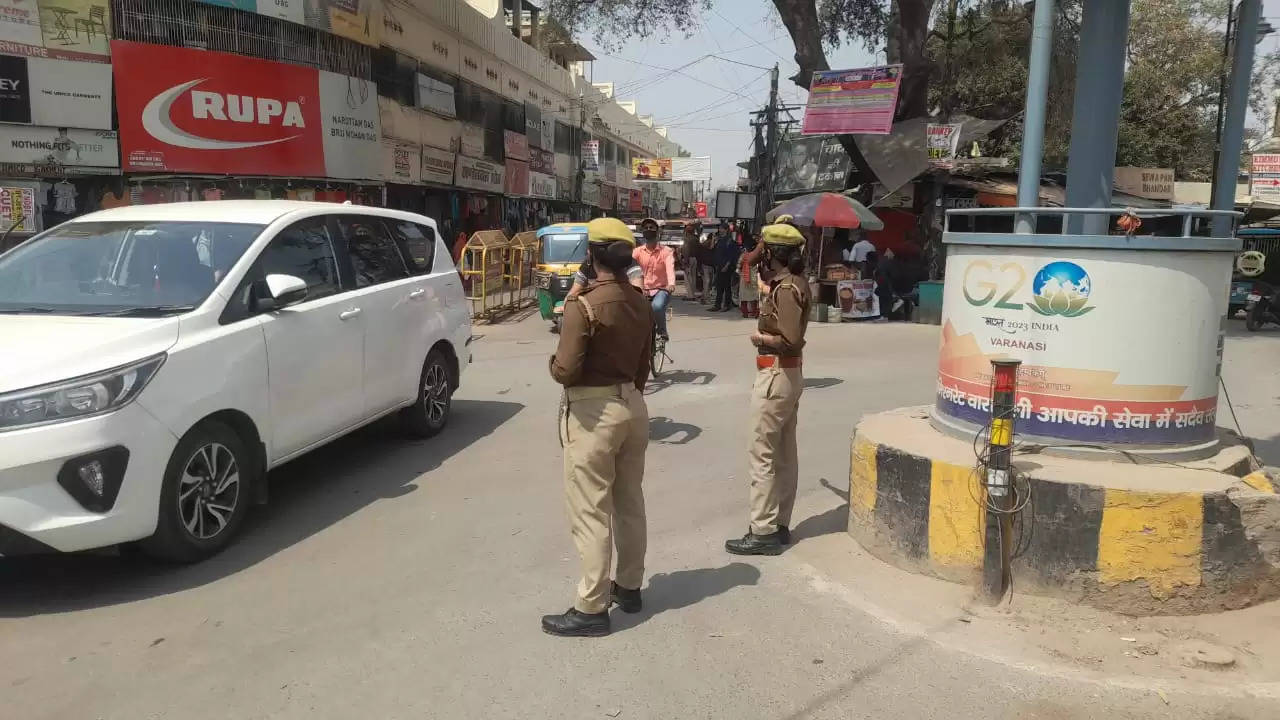 varanasi traffic police