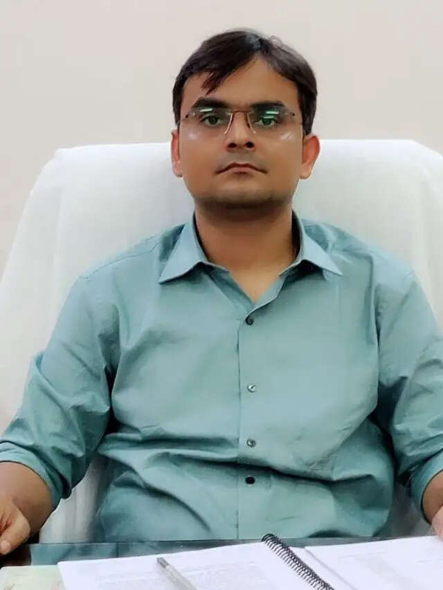 वाराणसी के नए डीएम