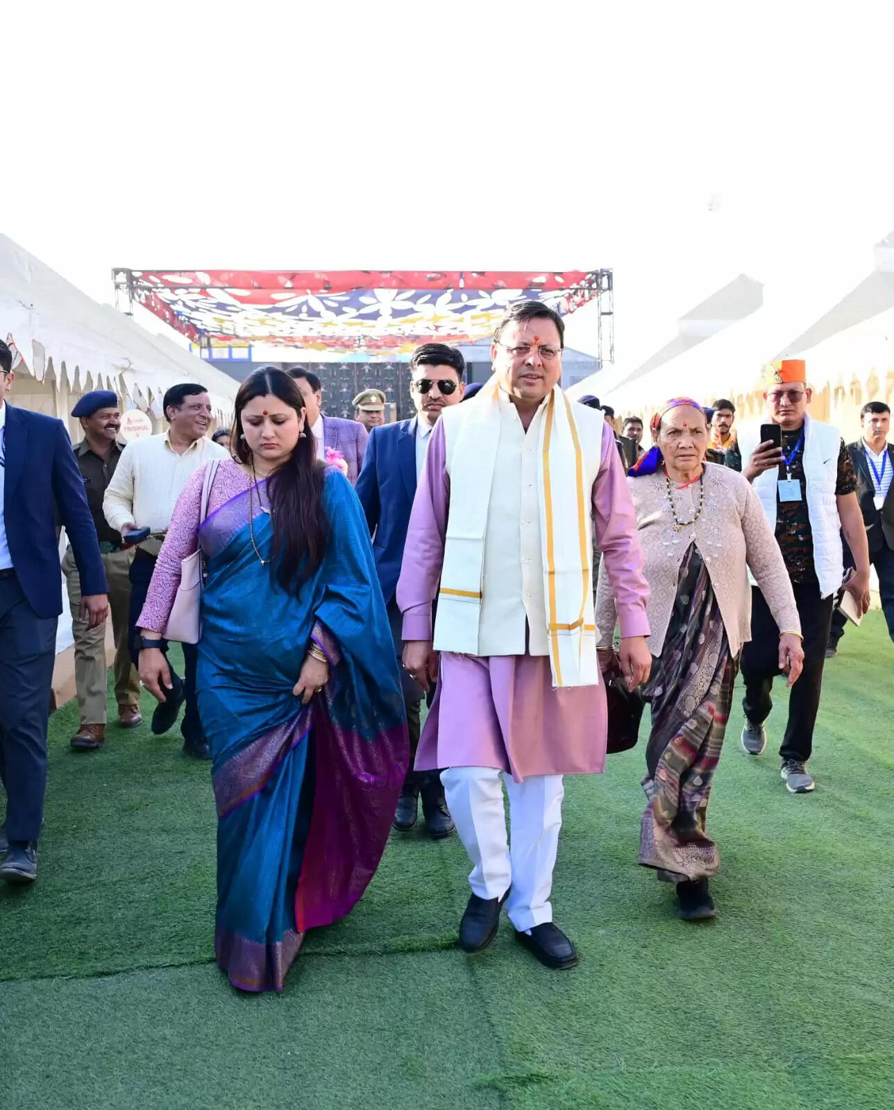 &nbsp;प्रयागराज पहुंचे उत्तराखंड के सीएम पुष्कर सिंह धामी, कहा – यह आस्था का महासंगम&nbsp;