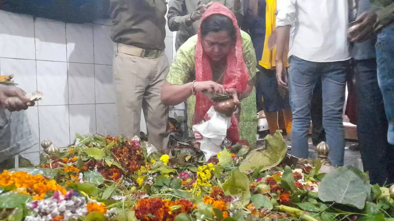 Karmdeshwar Mahadev Temple Varanasi
