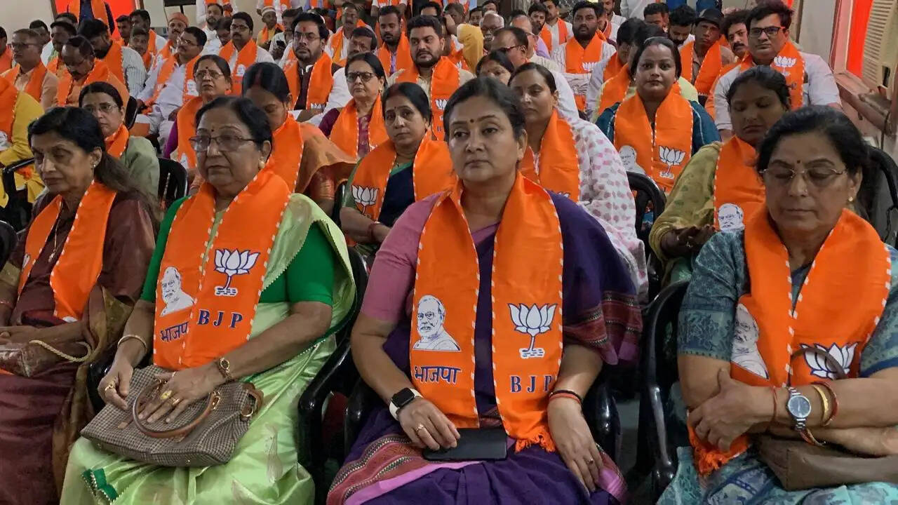 &nbsp;भाजपा स्थापना दिवस पर वाराणसी में भव्य आयोजन, ‘विकसित भारत 2047’ का लिया संकल्प