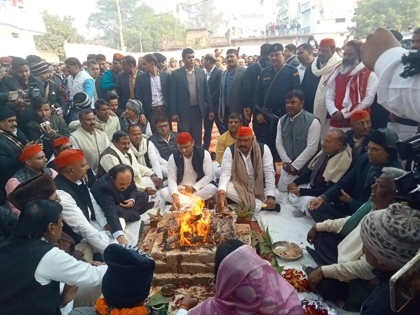 Akhilesh Yadav in varanasi