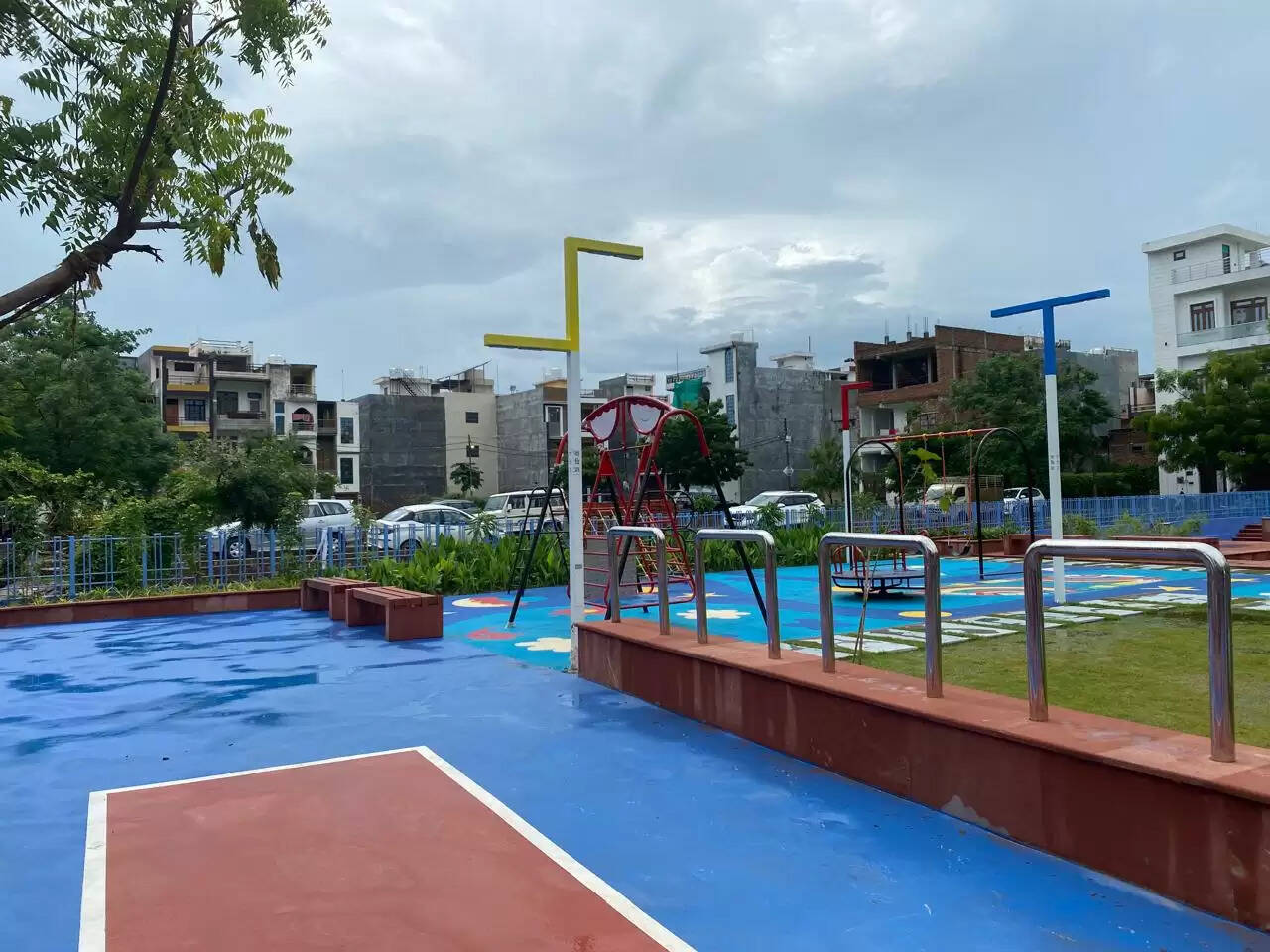 वाराणसी को मिली AM to PM पार्क की सौगात