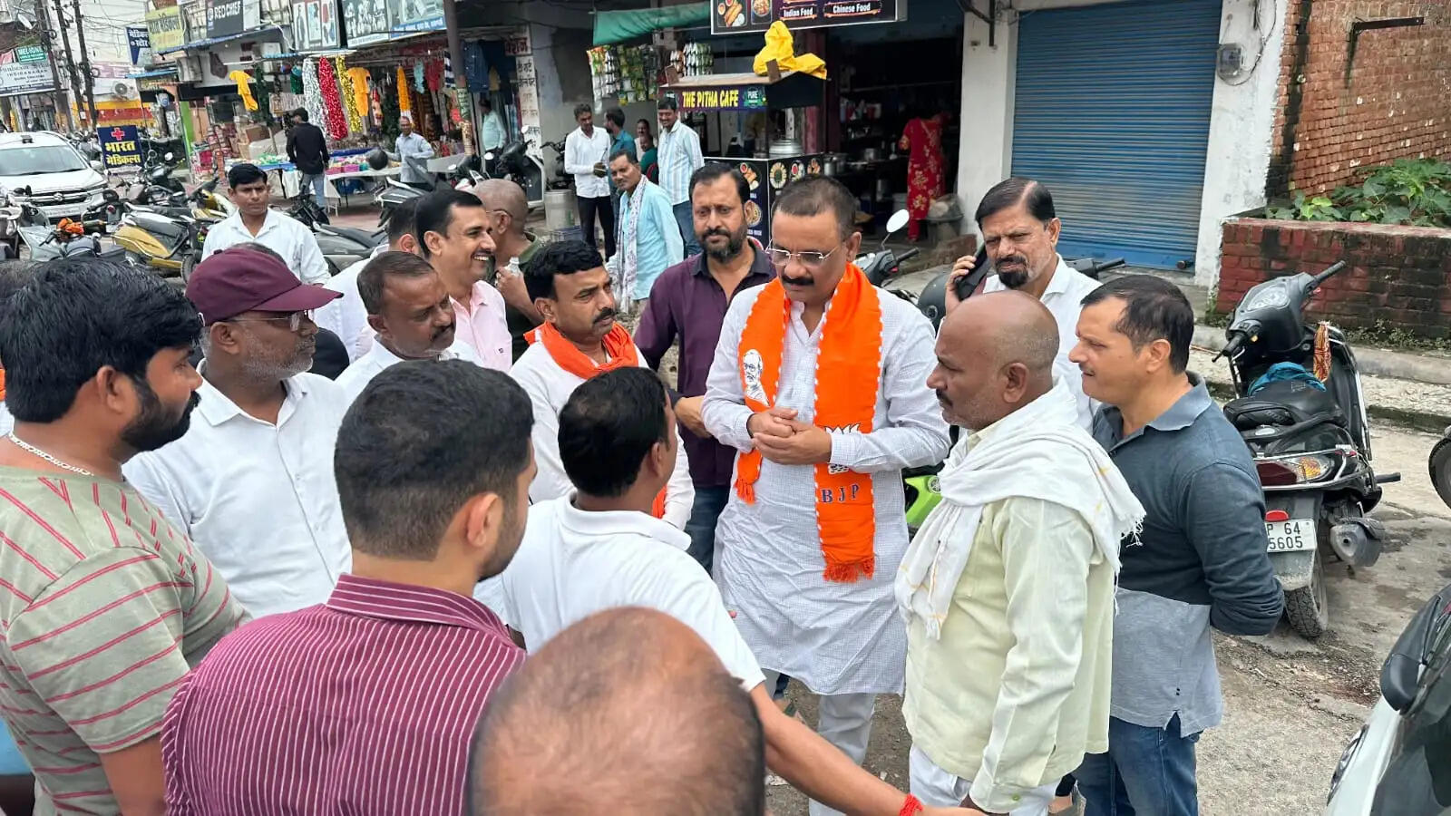 वरुणा किनारे सीवर बैक-फ्लो रोकने के लिए बनेंगे ‘फ्लड पिलर’, जलजमाव पर अफसरों की तय होगी जवाबदेही
