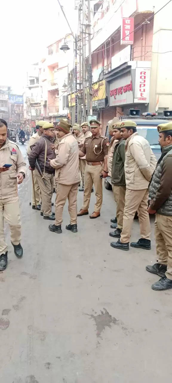 VARANASIPOLICEIN GYANVAPI