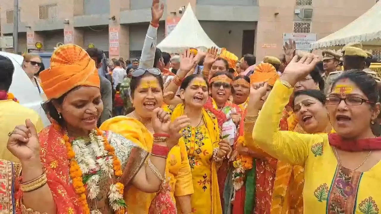 shringar gauri darshan